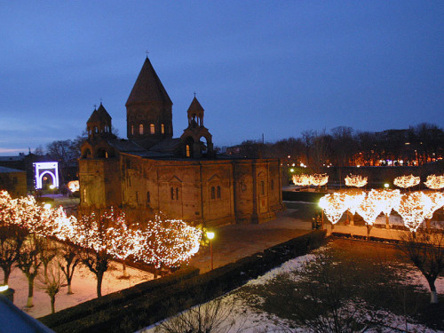 Etchmiadzin2